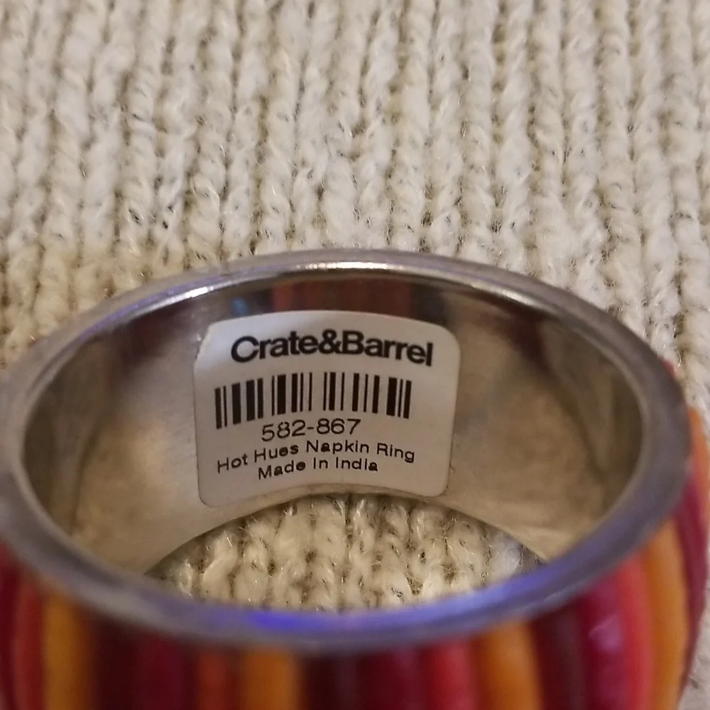 8 Crate&Barrel Napkin Rings Set